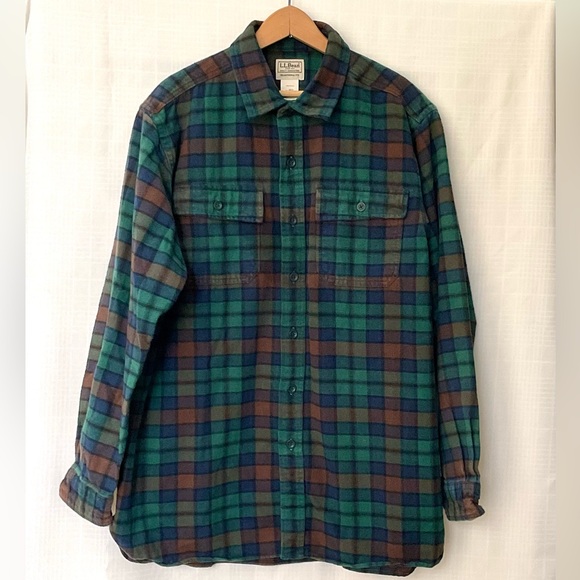 L.L. Bean Other - 🌱L.L. Bean Green and Brown Checkered flannel button down Shirt